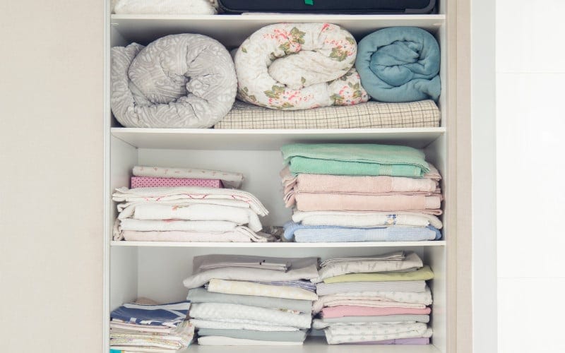 linen closet organize