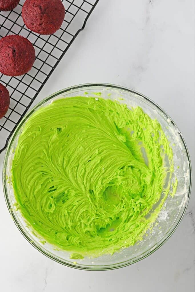 7 green frosting grinch