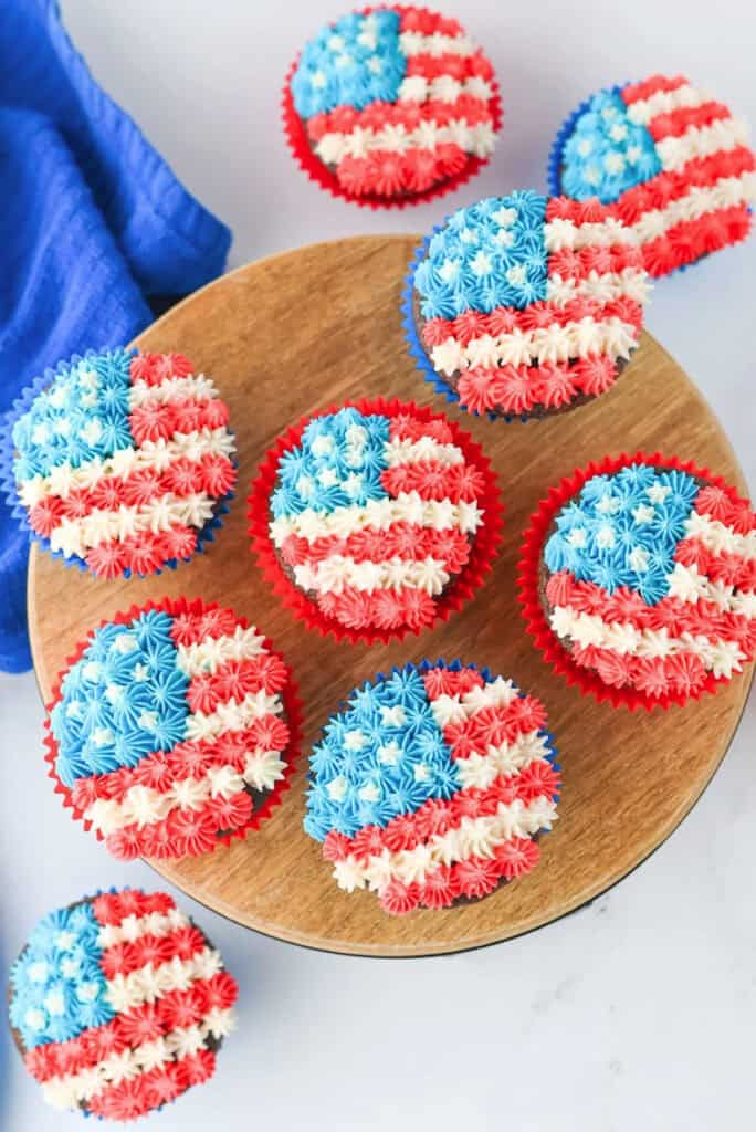 flag cupcakes